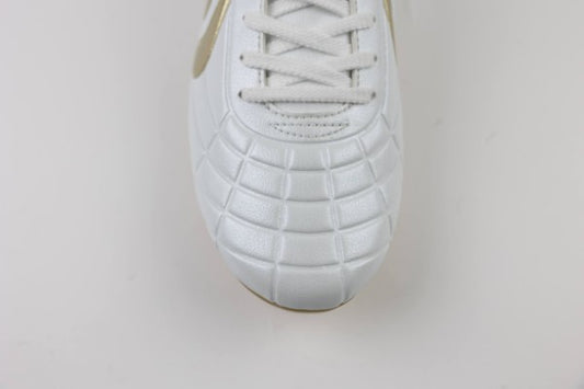 Ligaresta Pro-aw | 2026 Limited Edition "Gold Package" (White/Gold) - All-Weather Wide Fit Soccer Cleats