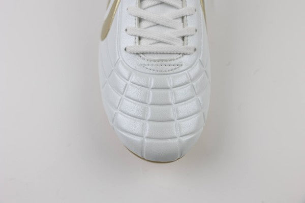 Ligaresta Pro-aw | 2026 Limited Edition "Gold Package" (White/Gold) - All-Weather Wide Fit Soccer Cleats